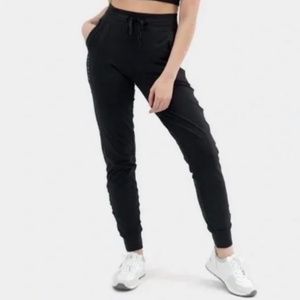 Women's Select Jogger - Poise